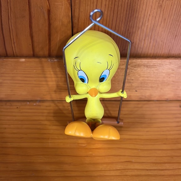 Disney, Nintendo, peanuts,different character ornaments to decorate this holiday - Picture 5 of 5